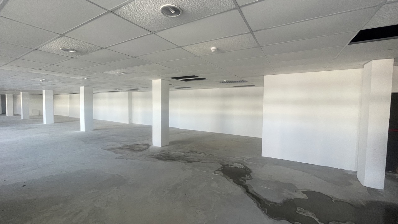 To Let commercial Property for Rent in Athlone Western Cape